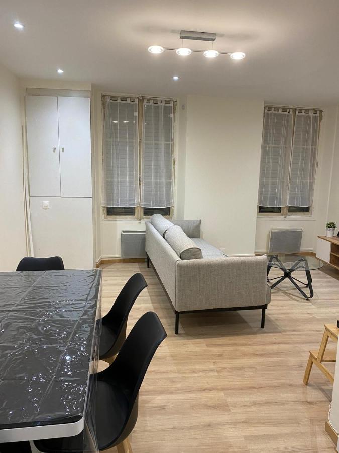 Grand F4 De 71M2 Pour 6 Personnes En Plein Centre Ville Arpajon Εξωτερικό φωτογραφία
