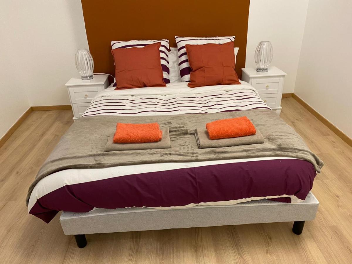 Grand F4 De 71M2 Pour 6 Personnes En Plein Centre Ville Arpajon Εξωτερικό φωτογραφία
