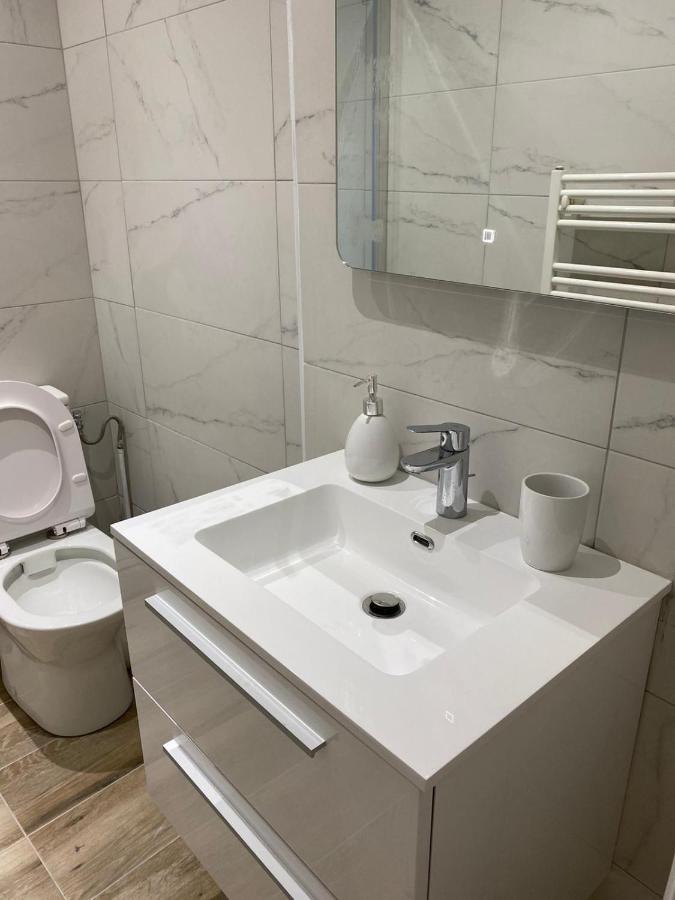Grand F4 De 71M2 Pour 6 Personnes En Plein Centre Ville Arpajon Εξωτερικό φωτογραφία