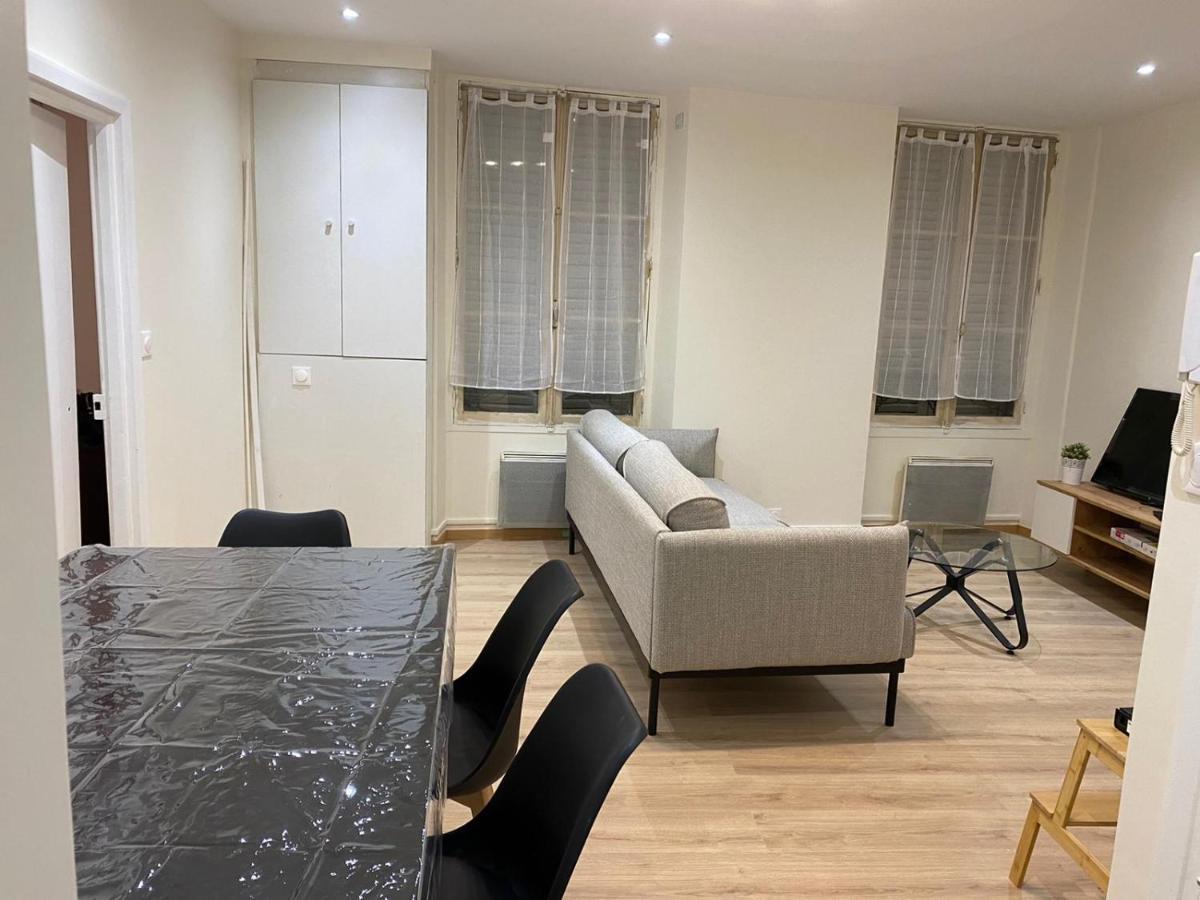 Grand F4 De 71M2 Pour 6 Personnes En Plein Centre Ville Arpajon Εξωτερικό φωτογραφία