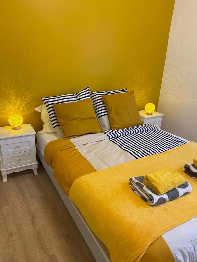 Grand F4 De 71M2 Pour 6 Personnes En Plein Centre Ville Arpajon Εξωτερικό φωτογραφία
