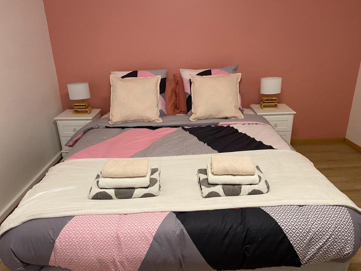 Grand F4 De 71M2 Pour 6 Personnes En Plein Centre Ville Arpajon Εξωτερικό φωτογραφία